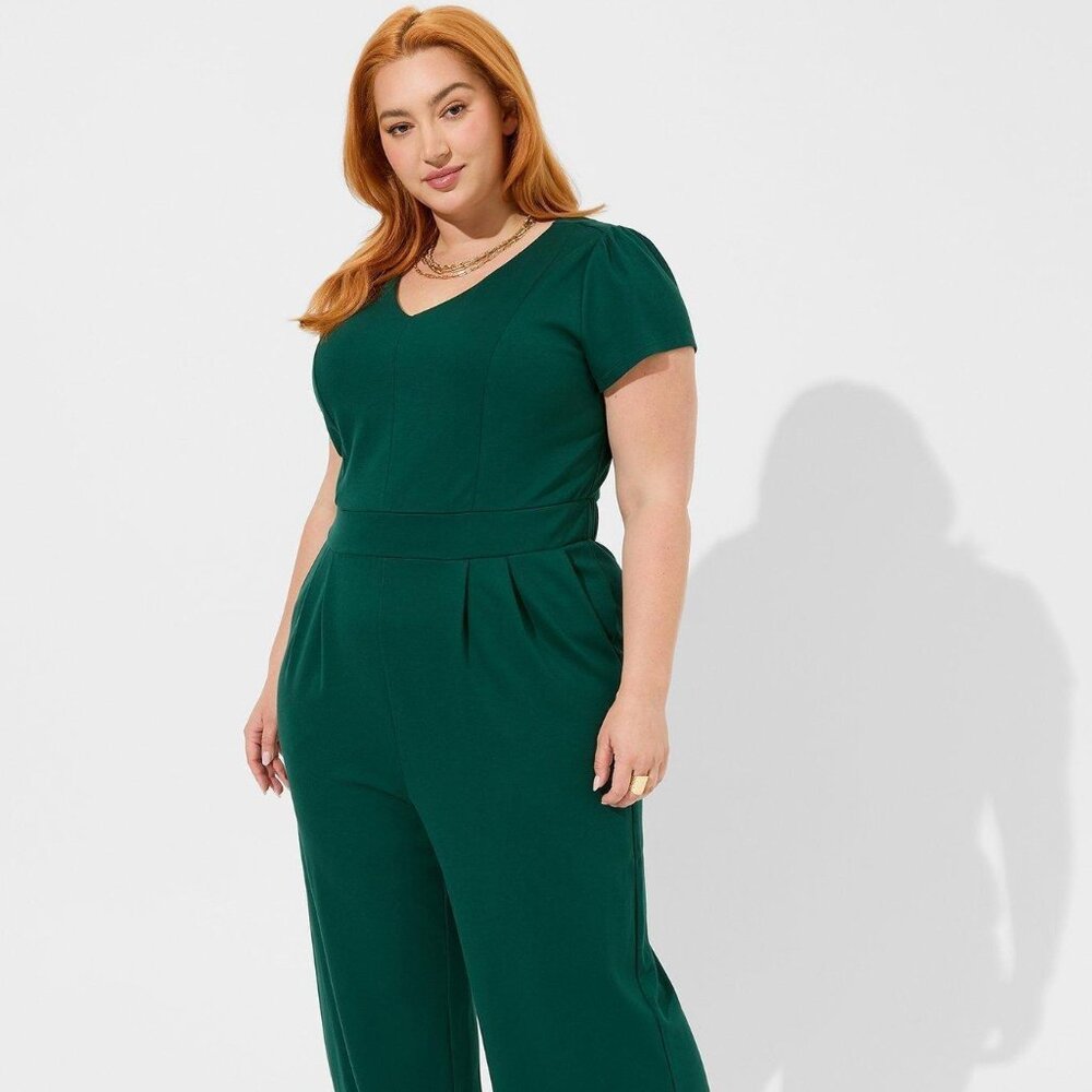 TORRID Ponte High Neck Belt Jumpsuit Sz20